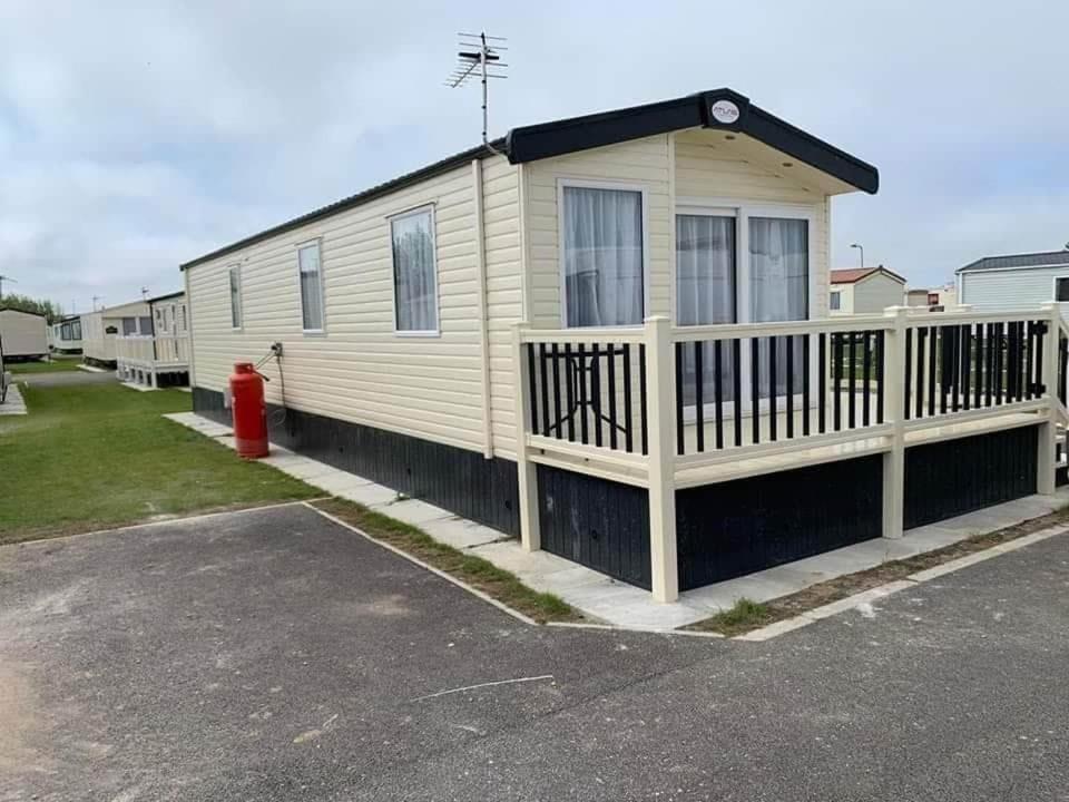 6 Berth Deluxe Caravan Palm Grove 42 Chapel St. Leonards Exterior foto